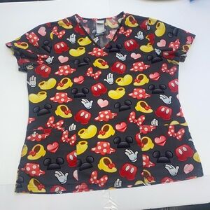 Disney scrub top women’s size medium
